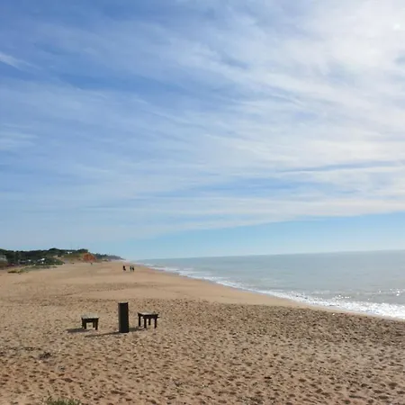 Apartamento Pé Na Areia Quarteira